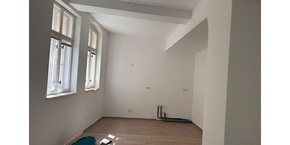 Erdgeschoßwohnung Apolda - 3 Zimmer, 100 m&sup2;, 1.100&euro; | Angebot:26619943