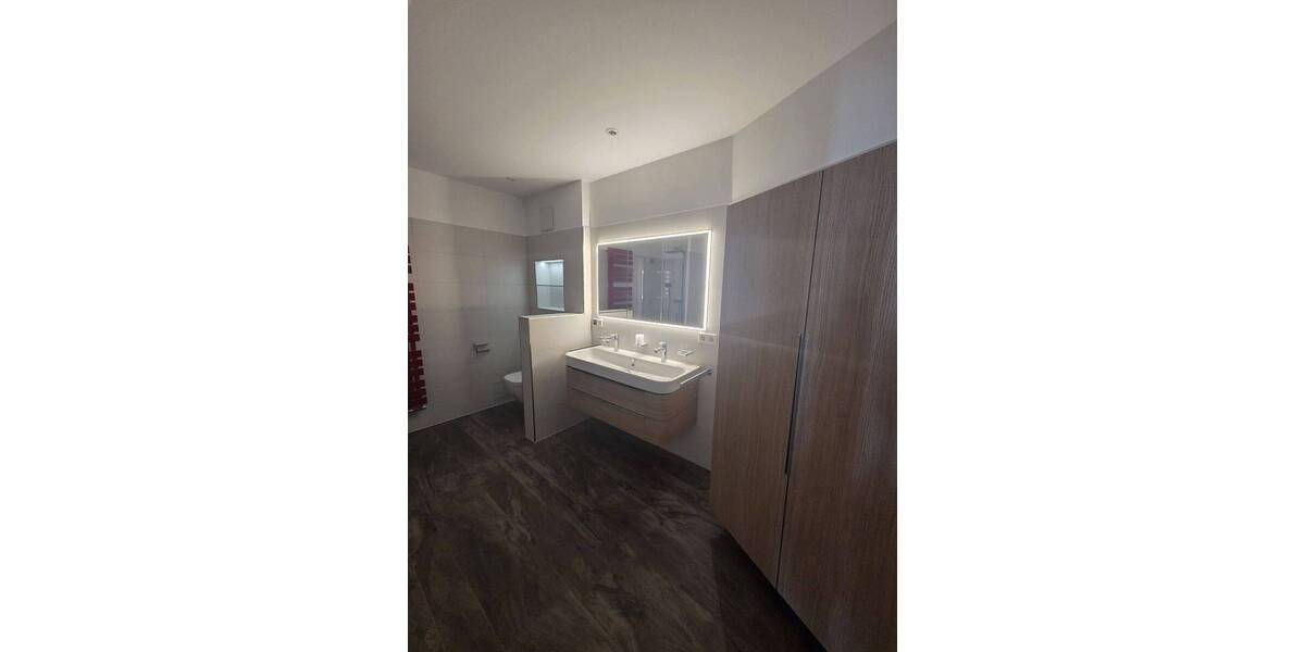 Etagenwohnung Erfurt Brühlervorstadt - 2 Zimmer, 76 m&sup2;, 1.170&euro; | Angebot:26643512