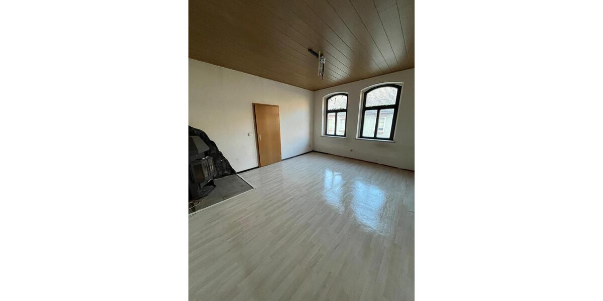 Mehrfamilienhaus, Wohnhaus Dornburg-Camburg Camburg - 72.000&euro; | Angebot:25646489