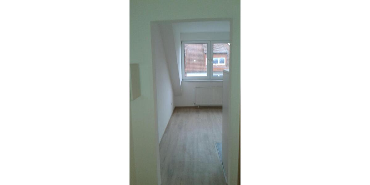 Dachgeschoßwohnung Bucha - 1 Zimmer, 30 m&sup2;, 390&euro; | Angebot:25611980