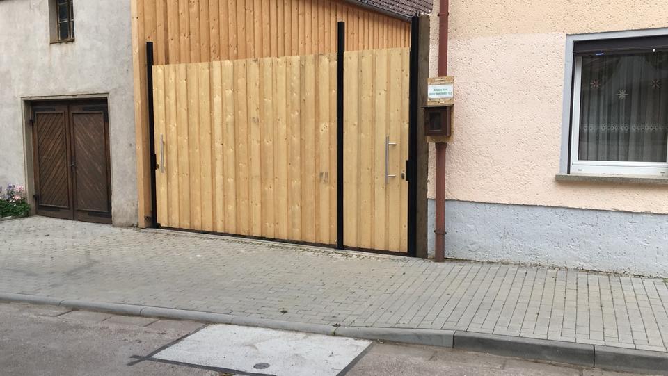 Einfamilienhaus Buttstädt - 8 Zimmer, 127 m&sup2;, 80.000&euro; | Angebot:26115206