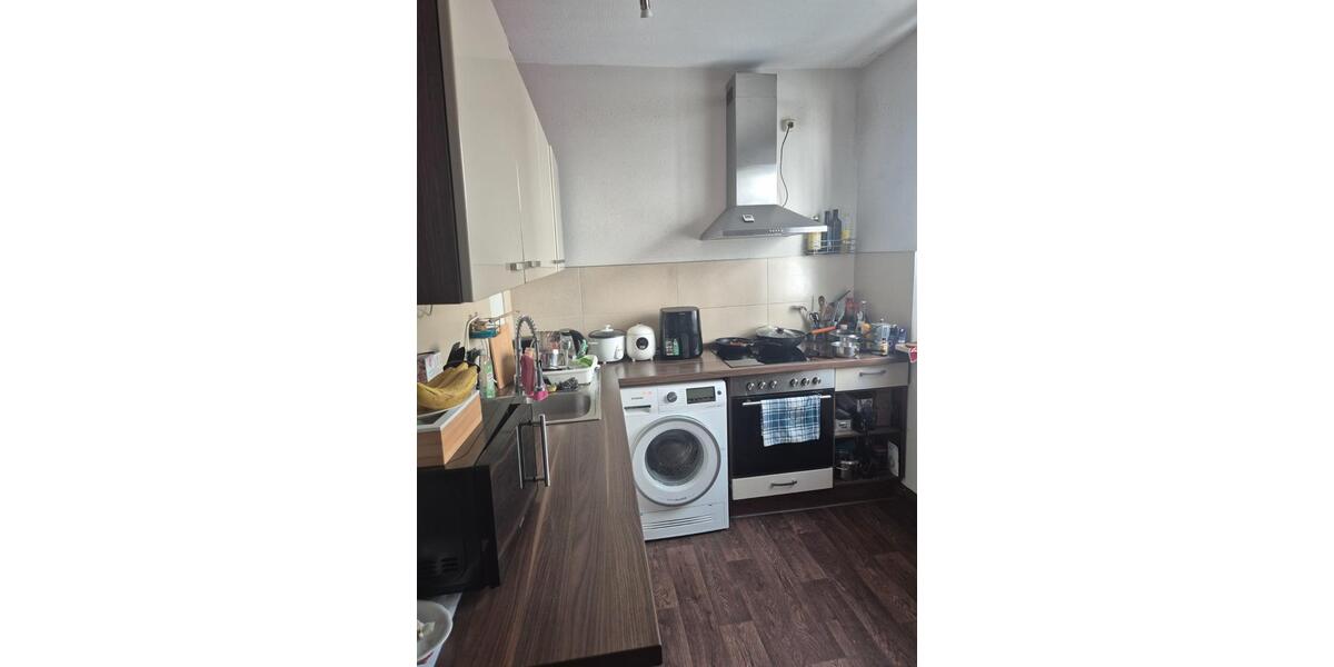 Etagenwohnung Jena Lobeda-Altstadt - 1 Zimmer, 16 m&sup2;, 300&euro; | Angebot:25902657