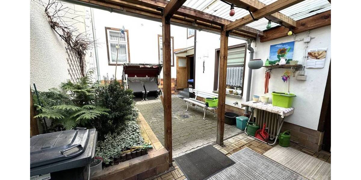 Mehrfamilienhaus, Wohnhaus Rudolstadt Zentrum - 7 Zimmer, 180 m&sup2;, 120.000&euro; | Angebot:25676529