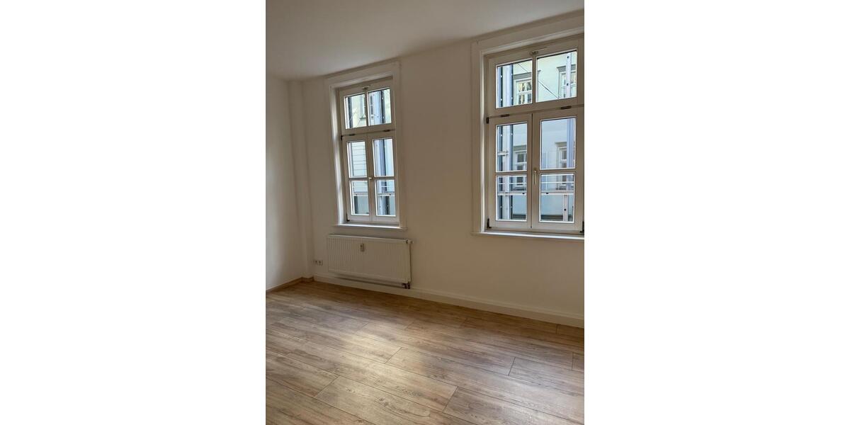 Etagenwohnung Erfurt - 5 Zimmer, 140 m&sup2;, 1.900&euro; | Angebot:26662233