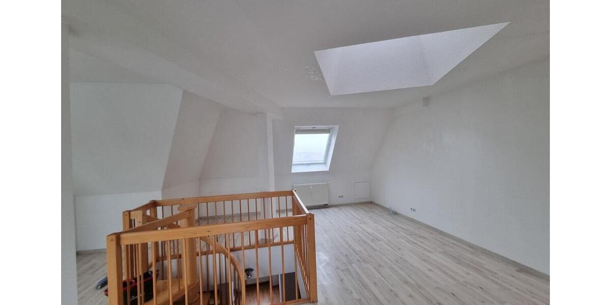 Maisonettenwohnung Erfurt - 2 Zimmer, 89 m&sup2;, 990&euro; | Angebot:25168949