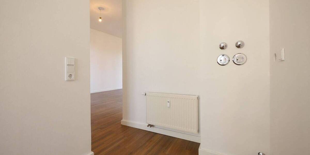 Etagenwohnung Weimar Nordvorstadt - 3 Zimmer, 120 m&sup2;, 1.080&euro; | Angebot:26080045