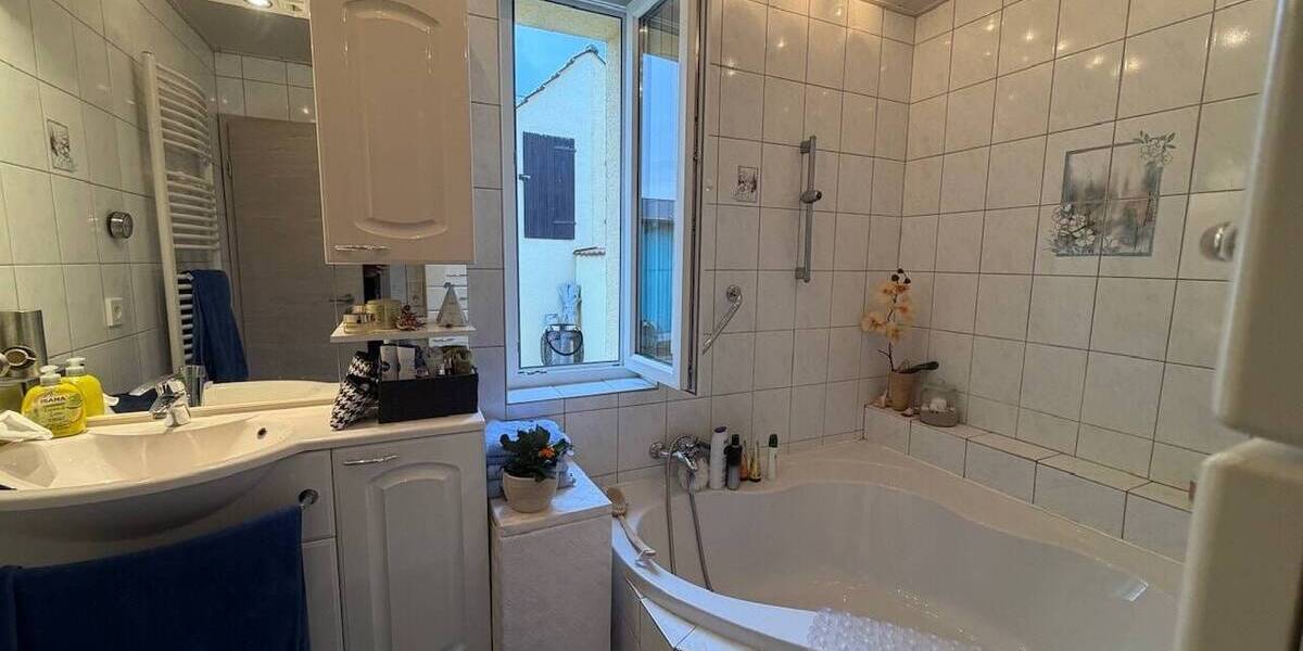 Mehrfamilienhaus, Wohnhaus Erfurt Herrenberg - 8 Zimmer, 160 m&sup2;, 369.000&euro; | Angebot:26684443