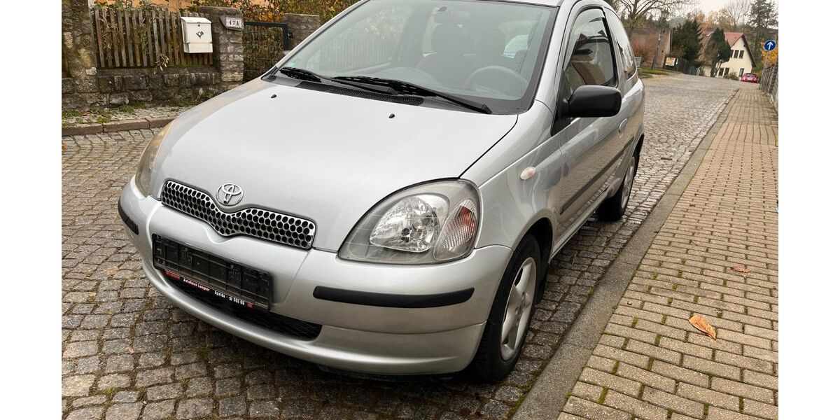 Toyota Yaris 163.175 km 650 &euro; Apolda 99510