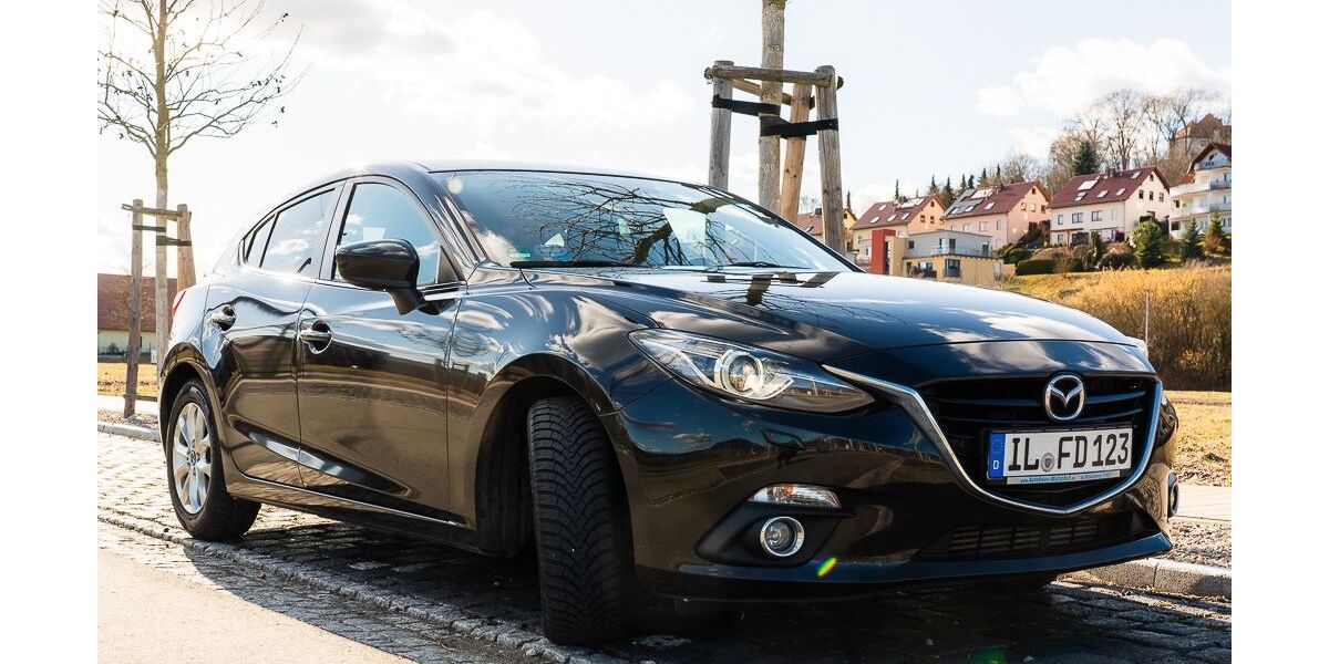 Mazda 3 142.900 km 9.000 &euro; Jena 07749