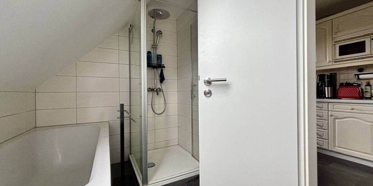 Mehrfamilienhaus, Wohnhaus Weimar Südstadt - 9 Zimmer, 230 m&sup2;, 625.000&euro; | Angebot:25996660