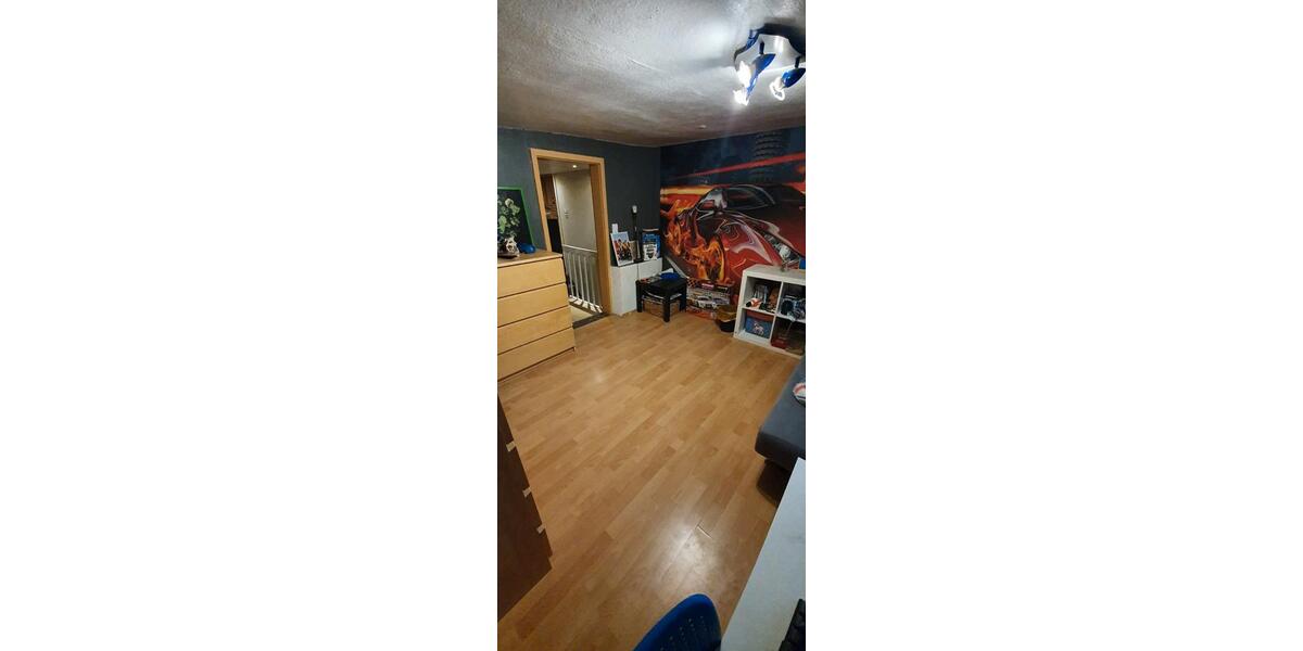 Reihenhaus Großrudestedt - 6 Zimmer, 140 m&sup2;, 159.000&euro; | Angebot:27269131