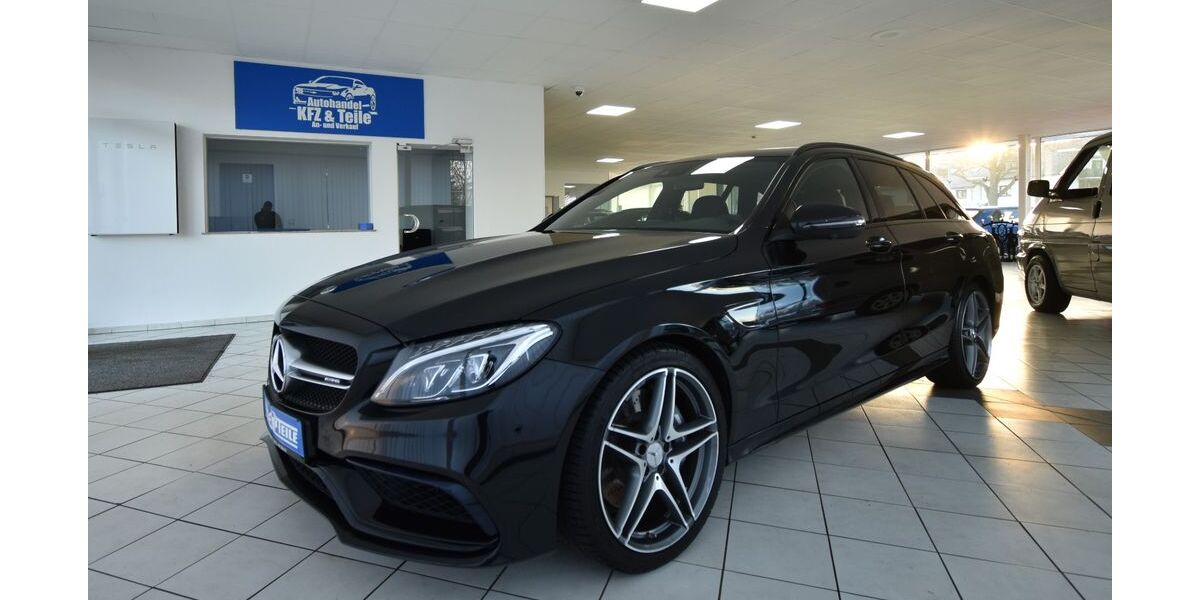Mercedes-Benz C 63 AMG 115.000 km 36.980 &euro; Erfurt 99092
