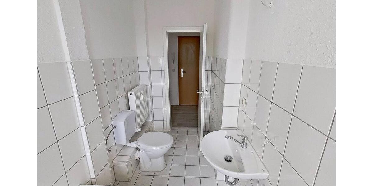 Dachgeschoßwohnung Erfurt Johannesplatz - 3 Zimmer, 72 m&sup2;, 648&euro; | Angebot:26647239
