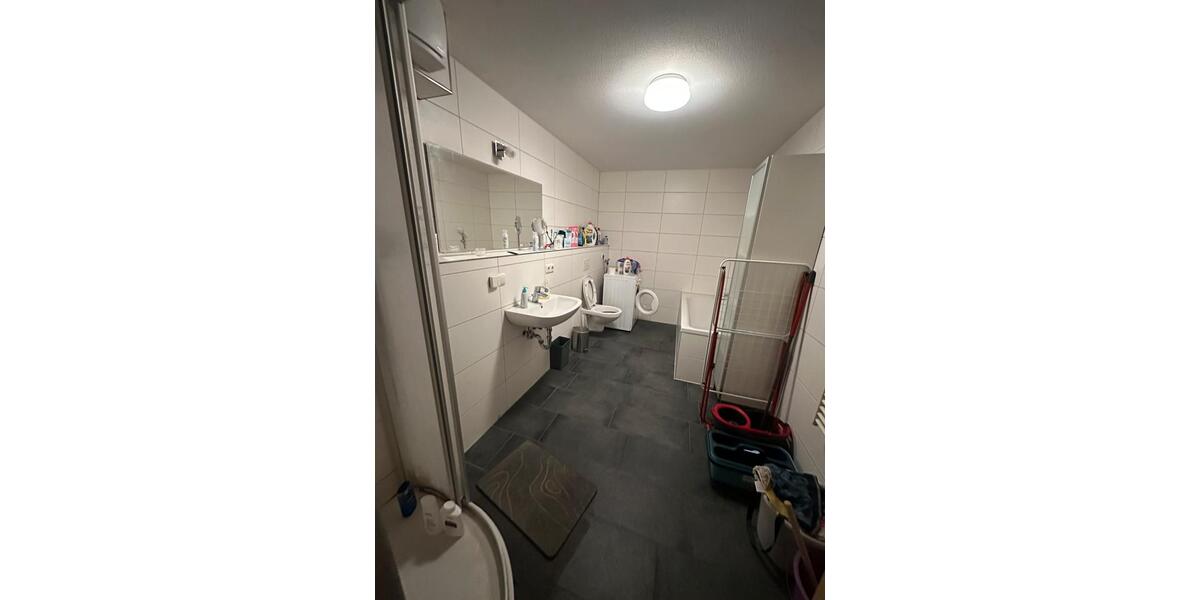 Erdgeschoßwohnung Jena Burgau - 1 Zimmer, 80 m&sup2;, 400&euro; | Angebot:25968242