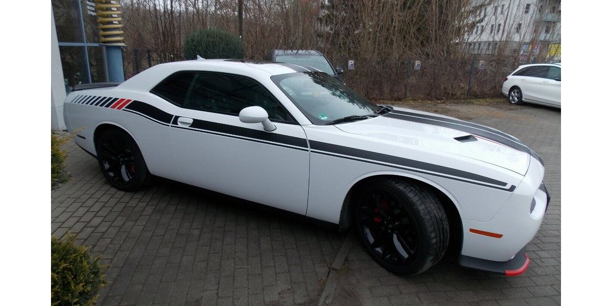 Dodge Challenger 6,4 Scat Pack 93.400 km 37.400 &euro; Rudolstadt 07407