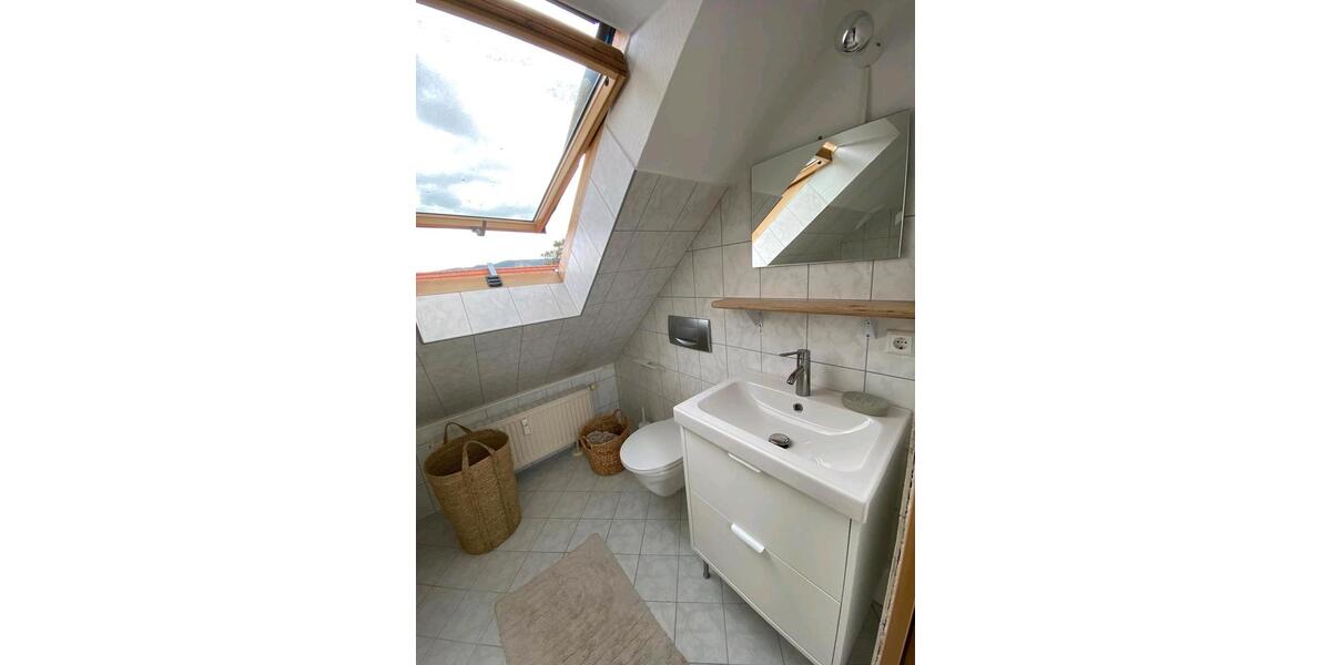 Dachgeschoßwohnung Jena - 1 Zimmer, 23 m&sup2;, 750&euro; | Angebot:26403953