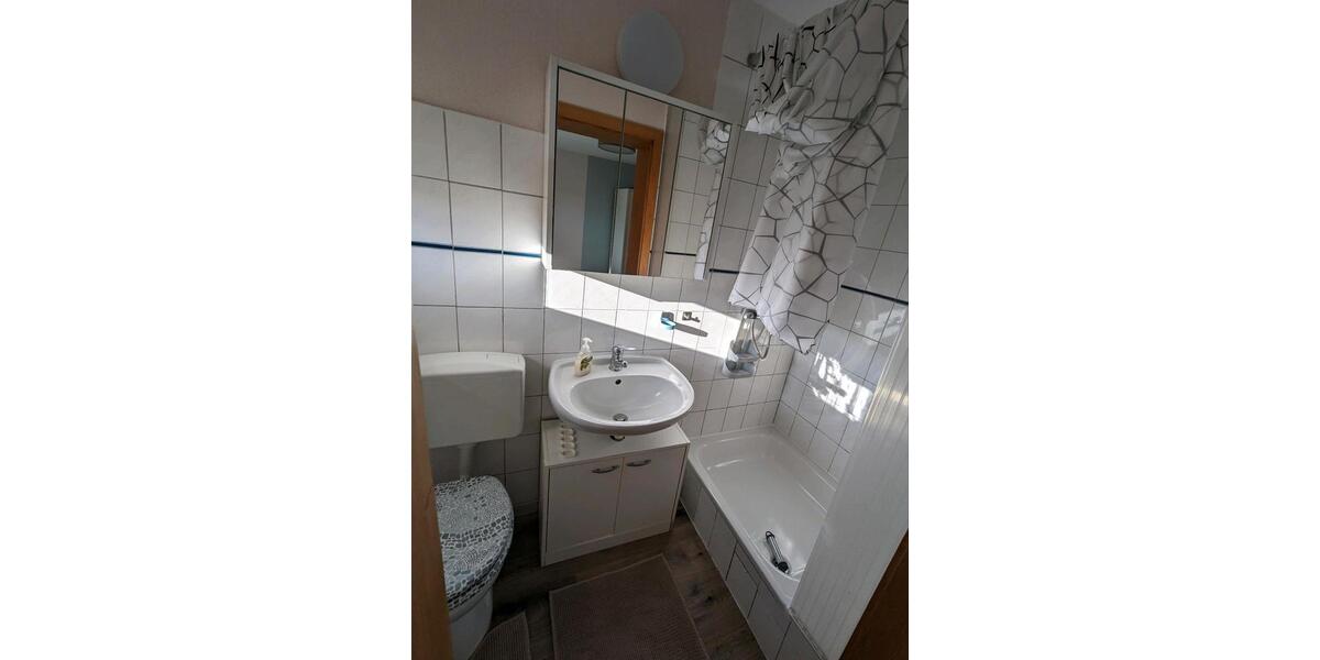 Etagenwohnung Bucha - 1 Zimmer, 14 m&sup2;, 350&euro; | Angebot:25569194