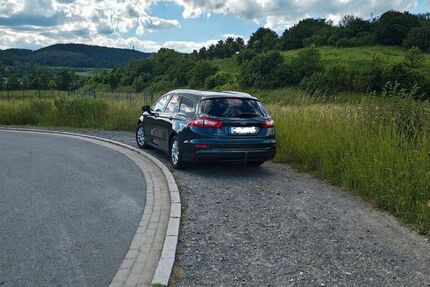Ford Mondeo 167.000 km 8.500 &euro; Jena 07745