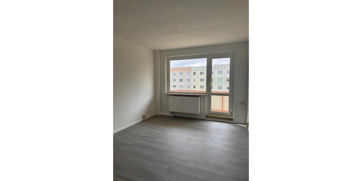Etagenwohnung Blankenhain - 3 Zimmer, 52 m&sup2;, 285&euro; | Angebot:23778682