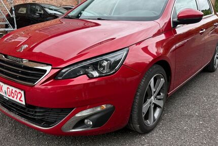 Peugeot 308 124.696 km 5.890 &euro; Kahla / Thüringen 07768