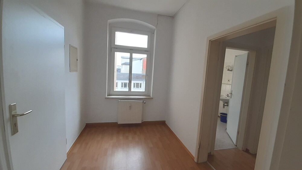 WG-Wohnung mit 4-Zimmern, 3.OG mit 2 Bädern in ruhigem und zentralem Wohnviertel von Gera - Etagenwohnung Jena Burgau | Angebot:14517905