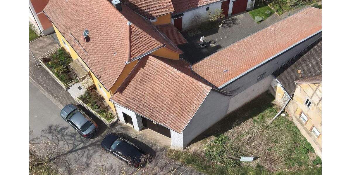 Bauernhaus, Landhaus Kölleda Großmonra - 8 Zimmer, 218 m&sup2;, 199.000&euro; | Angebot:25687052