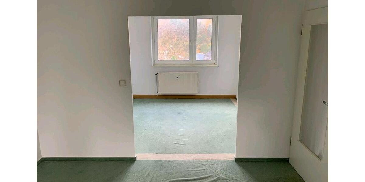 Etagenwohnung Kranichfeld - 4 Zimmer, 75 m&sup2;, 80.000&euro; | Angebot:25924528