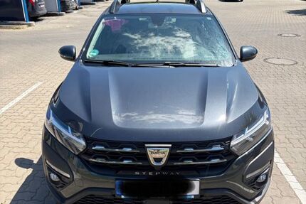 Dacia Sandero 102.745 km 9.999 &euro; Jena 07745