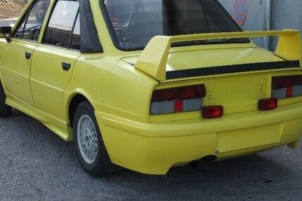 Skoda 105 87.200 km 5.555 &euro; Jena 07749