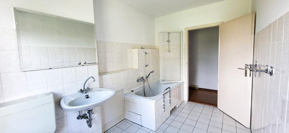 Etagenwohnung Kahla - 2 Zimmer, 55 m&sup2;, 98.000&euro; | Angebot:26983764