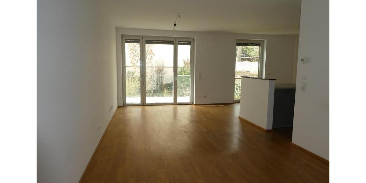 Etagenwohnung Weimar - 3.5 Zimmer, 100 m&sup2;, 1.400&euro; | Angebot:25636094