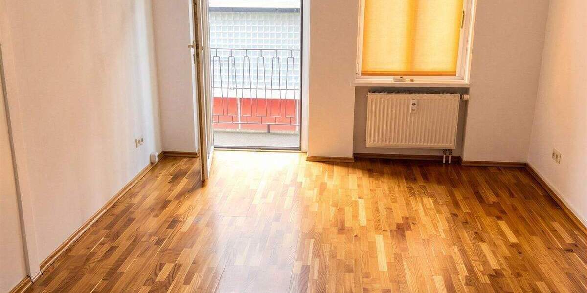 Etagenwohnung Erfurt Altstadt - 3 Zimmer, 74 m&sup2;, 215.000&euro; | Angebot:25732007
