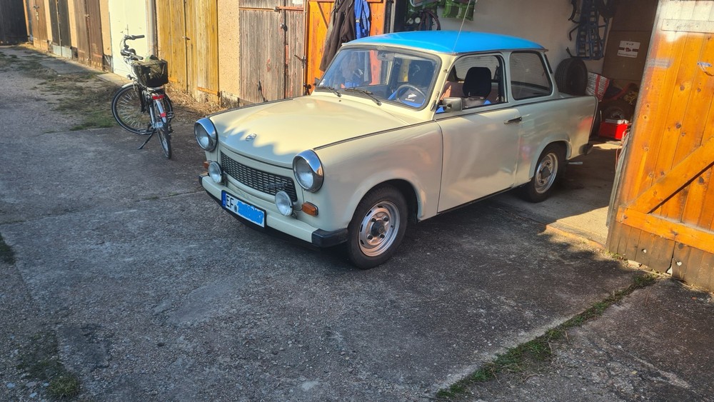 Trabant P 601 76.356 km 4.500 &euro; Erfurt 99084