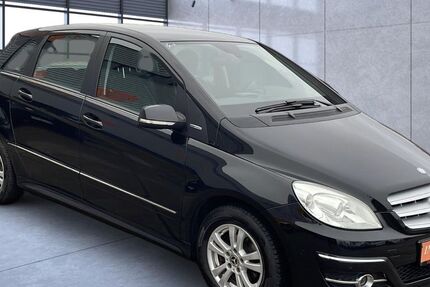 Mercedes-Benz B 180 151.743 km 5.990 &euro; Erfurt 99086