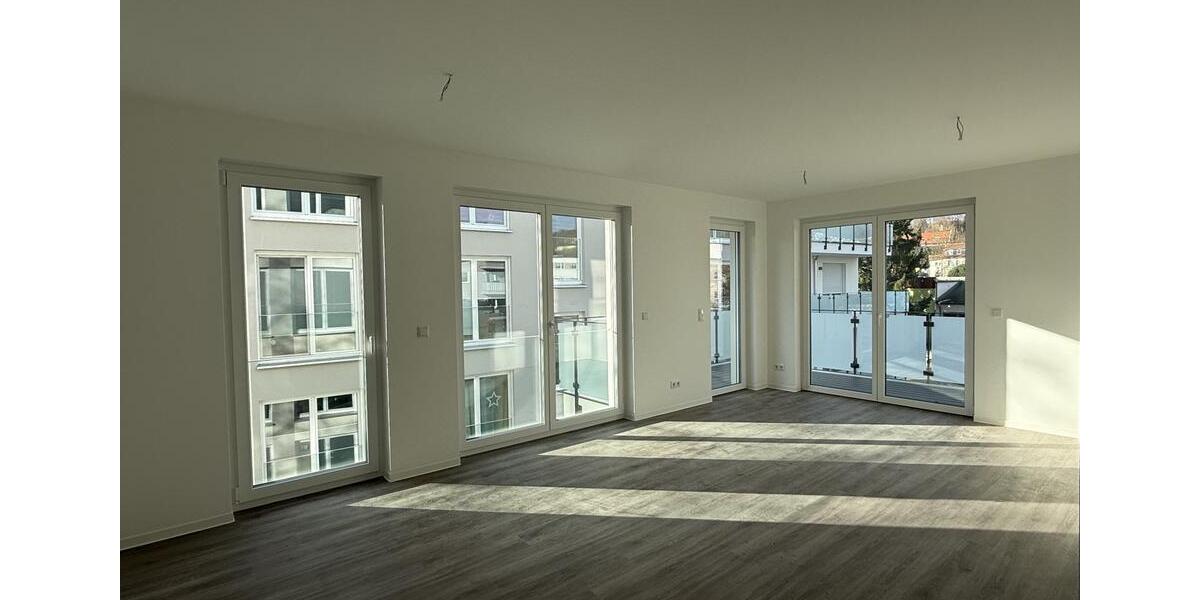 Etagenwohnung Jena - 4 Zimmer, 93 m&sup2;, 1.300&euro; | Angebot:23861320
