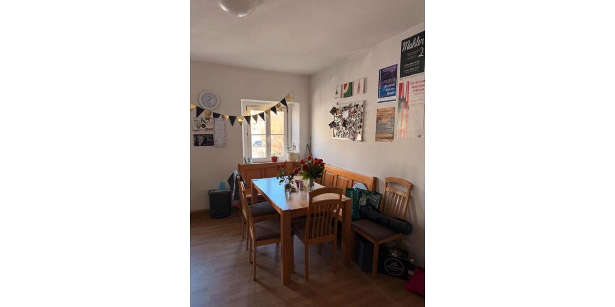 Etagenwohnung Weimar - 41.5 Zimmer, 111 m&sup2;, 519&euro; | Angebot:25412843