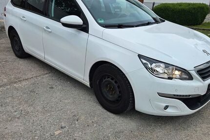 Peugeot 308 139.500 km 3.700 &euro; Bad sulza 99518