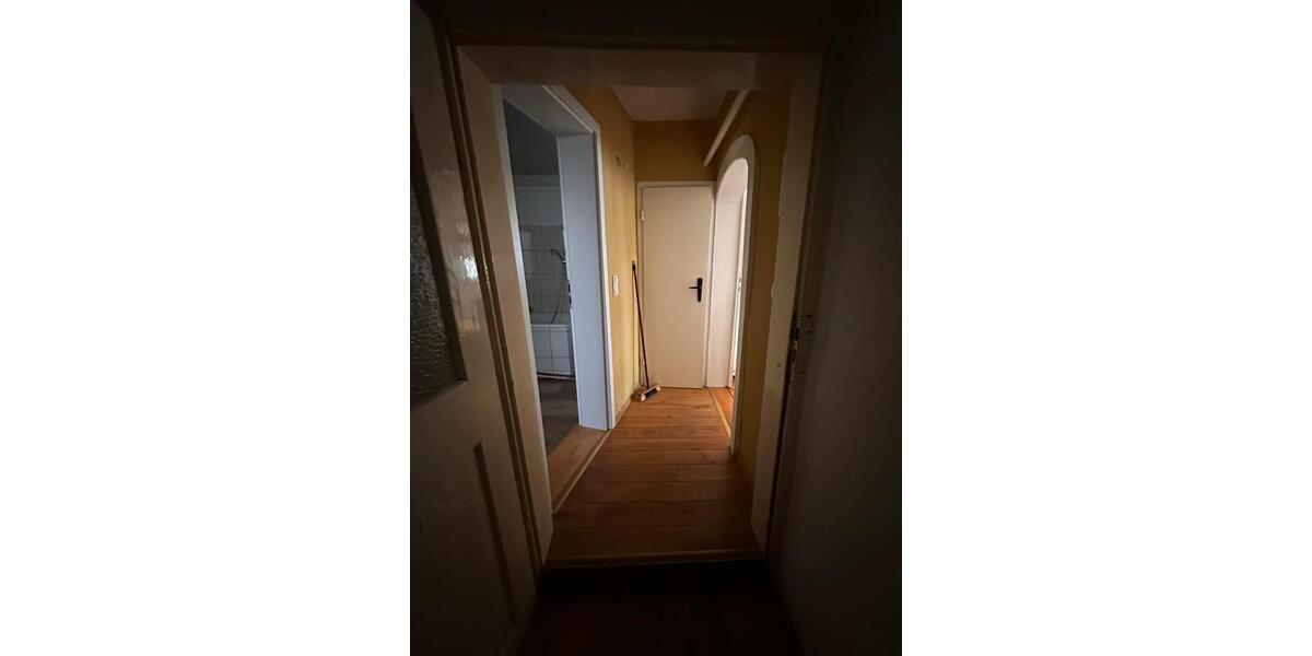 Etagenwohnung Apolda - 2.5 Zimmer, 75 m&sup2;, 670&euro; | Angebot:25148856