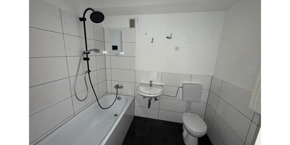 Etagenwohnung Bad Sulza - 2 Zimmer, 55 m&sup2;, 300&euro; | Angebot:26676864