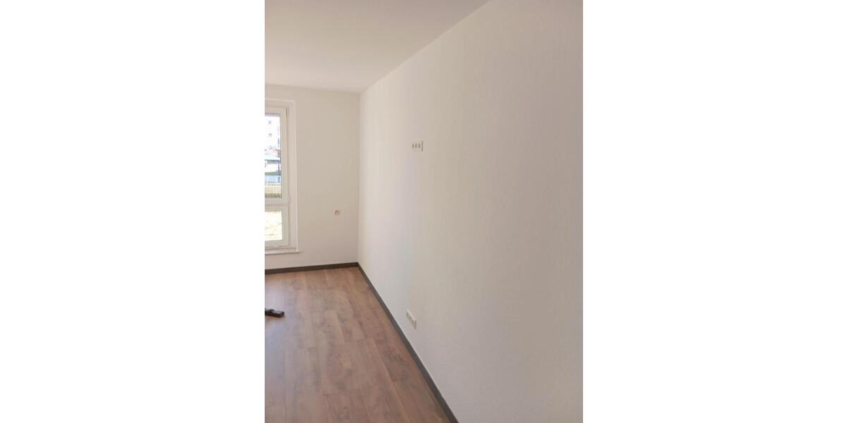 Etagenwohnung Apolda - 3 Zimmer, 65 m&sup2;, 600&euro; | Angebot:26016306
