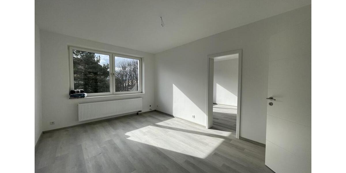 Etagenwohnung Apolda - 2 Zimmer, 47 m&sup2;, 450&euro; | Angebot:26026072