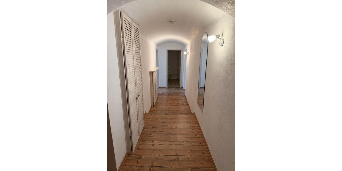 Etagenwohnung Rudolstadt - 2 Zimmer, 70 m&sup2;, 415&euro; | Angebot:26623724