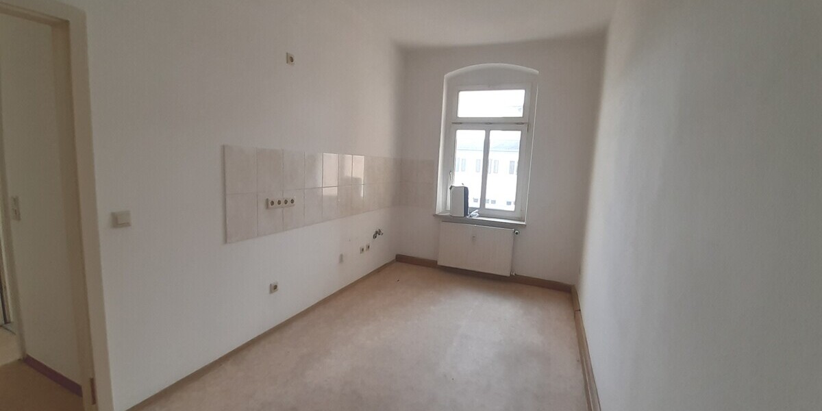 WG-Wohnung mit 4-Zimmern, 2.OG mit 2 Bädern und 2 Küchen in Gera - Etagenwohnung Jena Burgau | Angebot:14517896