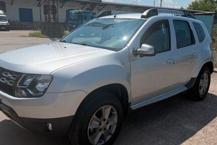 Dacia Duster 97.900 km 10.999 &euro; Weimar 99427