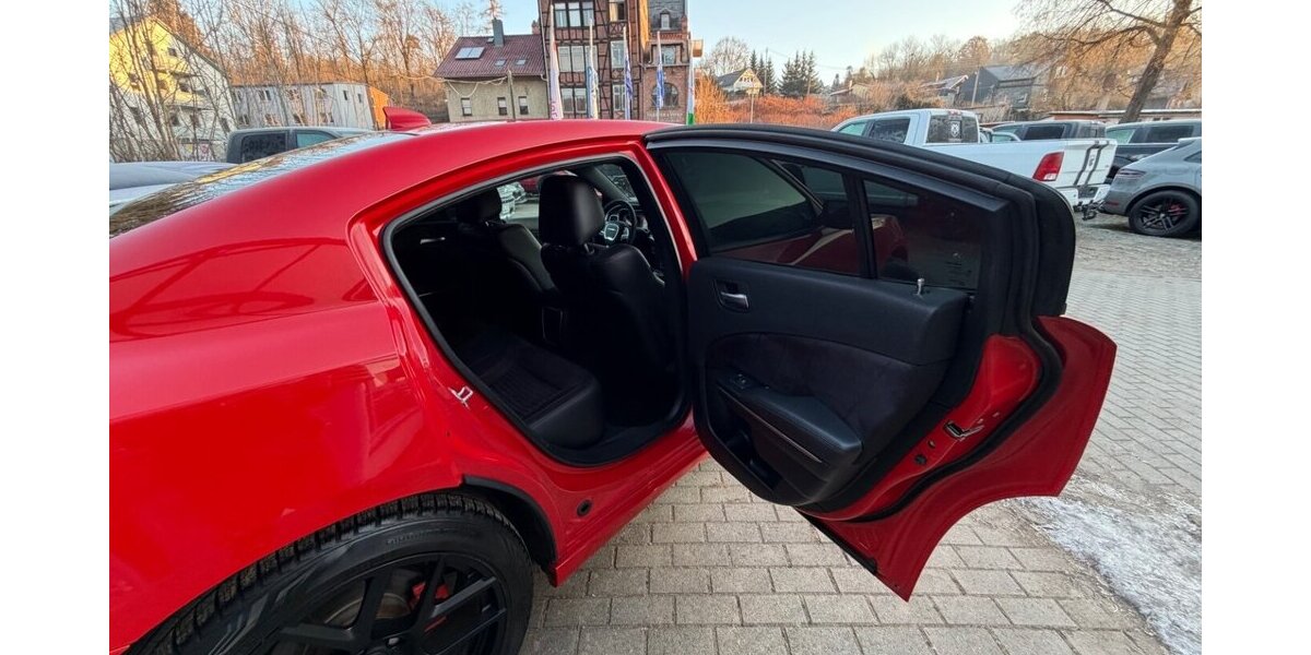 Dodge Charger 5.7 V8 HEMI R/T SRT BODYKIT 107.700 km 24.999 &euro; Rudolstadt 07407