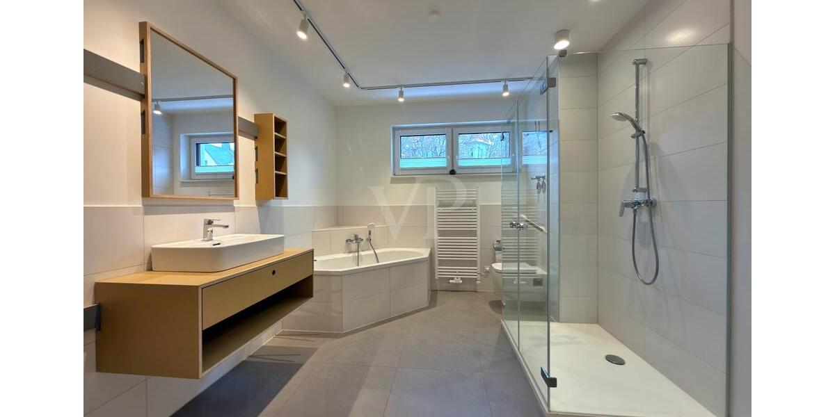 Etagenwohnung Jena - 4 Zimmer, 133 m&sup2;, 1.890&euro; | Angebot:24814711