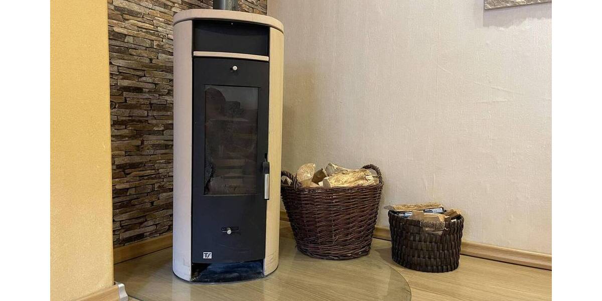 Einfamilienhaus Kölleda - 8 Zimmer, 267 m&sup2;, 279.000&euro; | Angebot:25676937