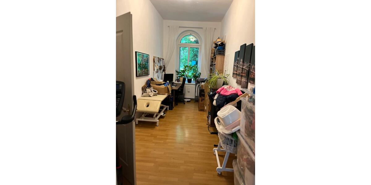 Erdgeschoßwohnung Jena Burgau - 4 Zimmer, 111 m&sup2;, 1.200&euro; | Angebot:26669577