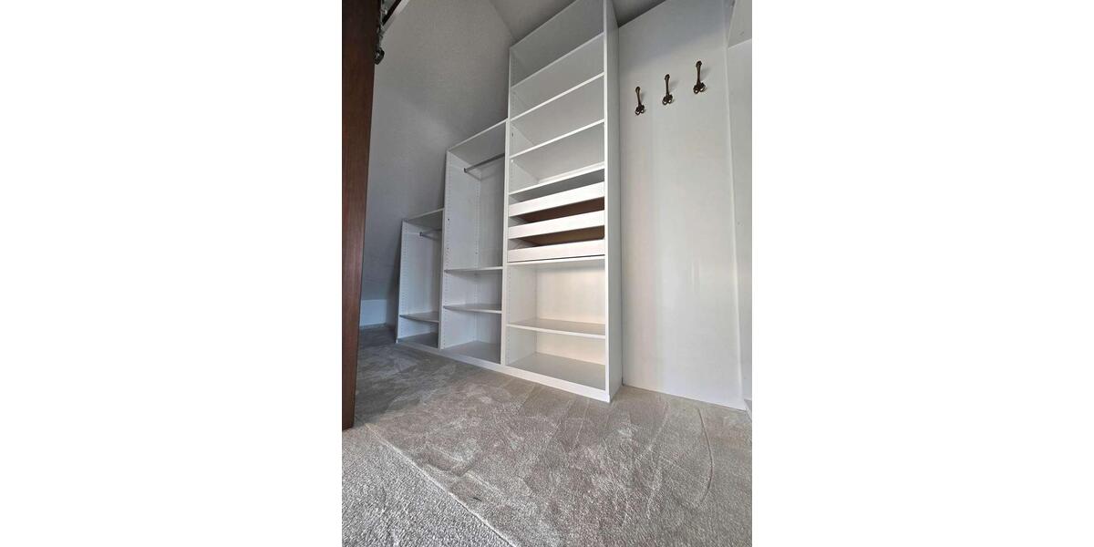 Etagenwohnung Erfurt - 2 Zimmer, 129 m&sup2;, 1.490&euro; | Angebot:24750428