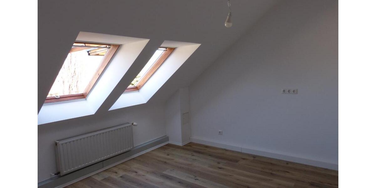 Etagenwohnung Erfurt Hochheim - 1 Zimmer, 36 m&sup2;, 320&euro; | Angebot:25406857